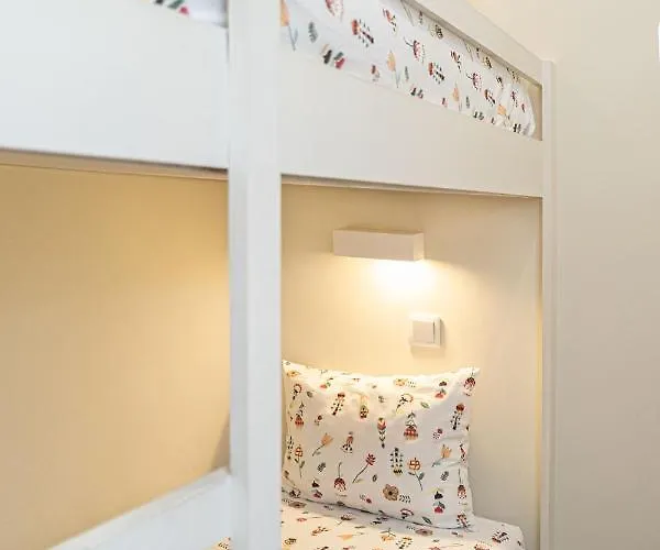 Apartment Chiado Homes - 1